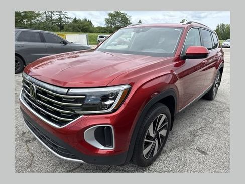 Used 2024 Volkswagen Atlas SEL AWD/4WD image 1