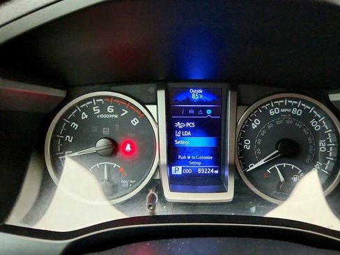 Used 2020 Toyota Tacoma SR5 image 14