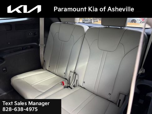 Used 2025 Kia Sorento EX image 22