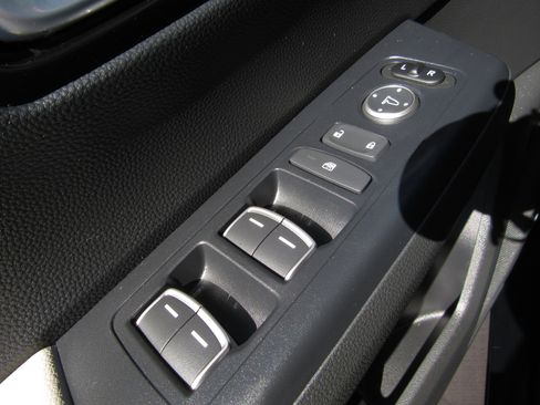 Used 2025 Honda CR-V EX-L image 24