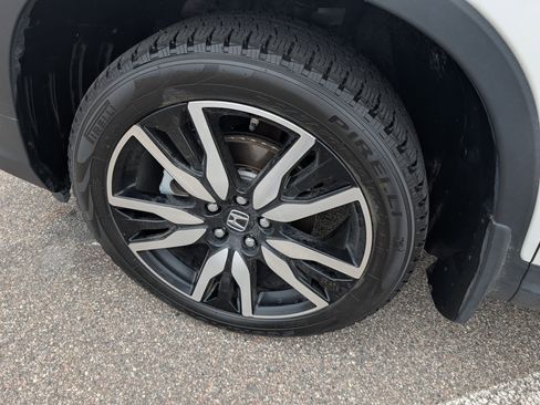 Used 2021 Honda Pilot Touring image 15