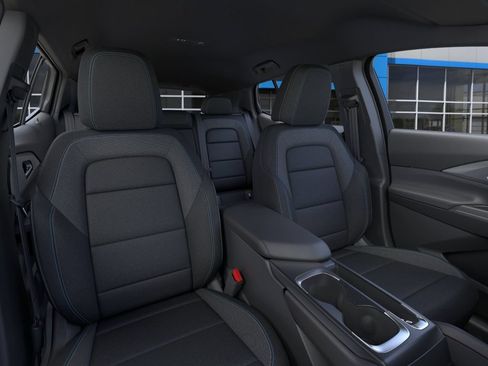 New 2026 Chevrolet Equinox EV LT FWD image 17