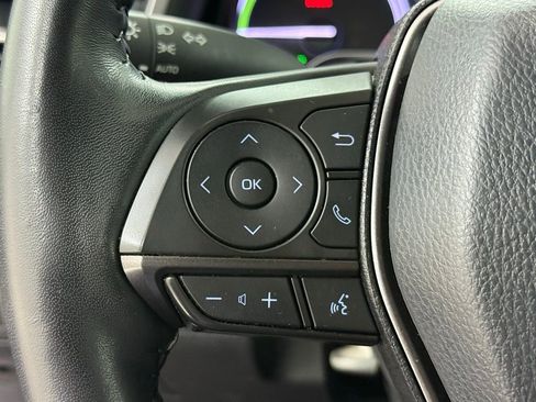 Used 2021 Toyota Camry XSE w/ Cold Weather Package image 9