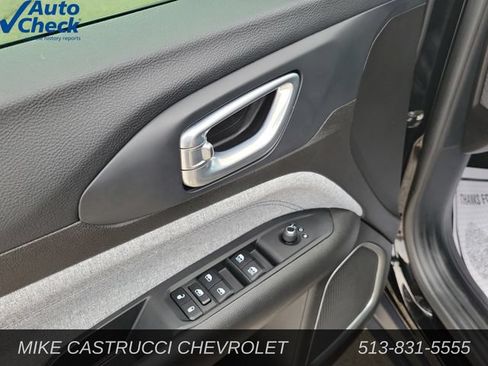 Used 2025 Jeep Compass Latitude AWD/4WD image 18