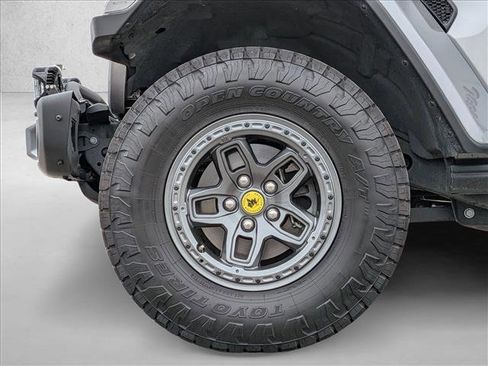 Used 2019 Jeep Wrangler Unlimited Rubicon AWD/4WD image 24