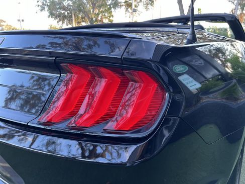 Used 2020 Ford Mustang Premium image 16