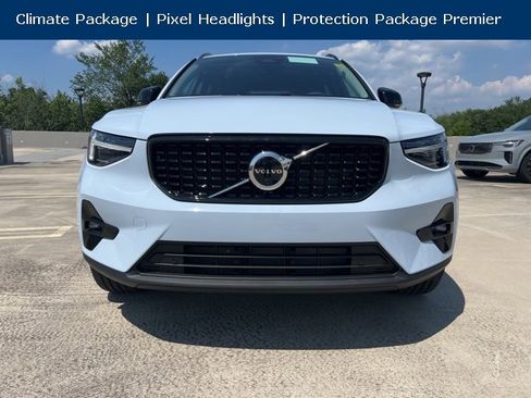 New 2026 Volvo XC40 B5 Plus w/ Protection Package Premier image 2