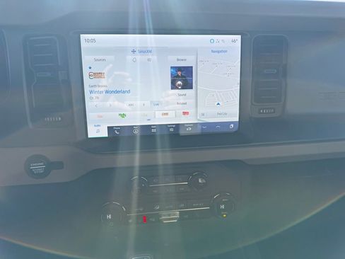 Used 2024 Ford Bronco Wildtrak image 18