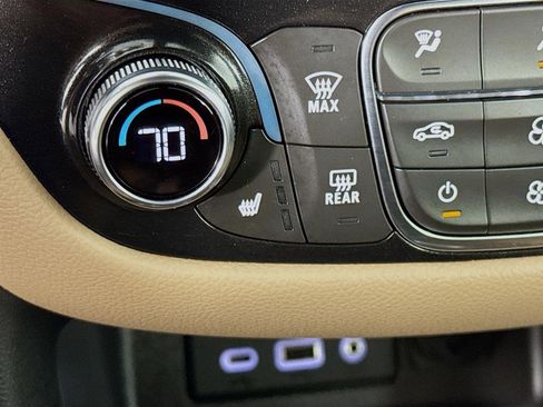 Certified 2024 Chevrolet Equinox Premier w/ LPO, Cargo Package image 20