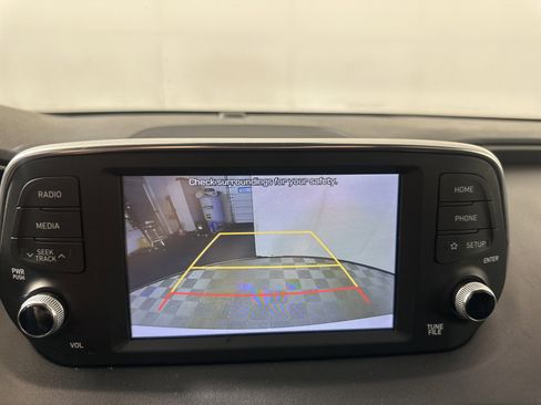 Used 2020 Hyundai Santa Fe SEL FWD image 17