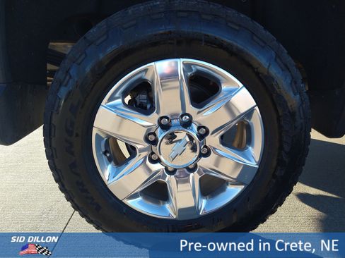 Used 2020 Chevrolet Silverado 2500 LTZ w/ LTZ Premium Package image 12
