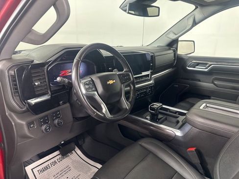 Used 2022 Chevrolet Silverado 1500 LTZ w/ LTZ Premium Package image 18