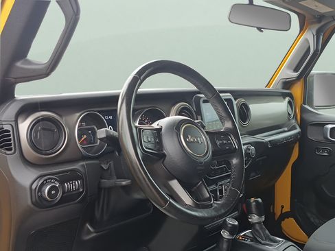 Used 2018 Jeep Wrangler Unlimited Sport S AWD/4WD image 17