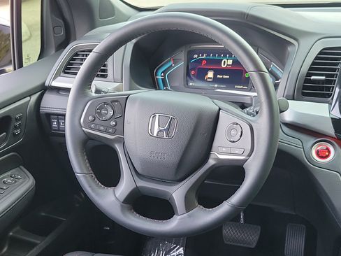 Certified 2024 Honda Odyssey Sport image 20