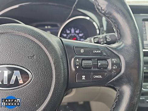 Used 2020 Kia Sedona SX image 15
