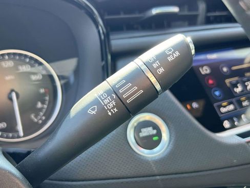 Certified 2025 Cadillac XT6 Luxury image 23