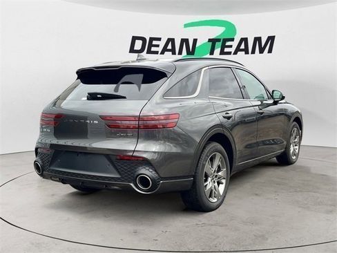 Used 2025 Genesis GV70 3.5T Sport image 8