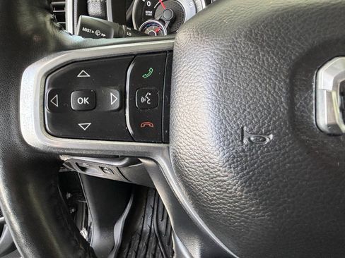Used 2020 RAM 1500 Laramie RWD image 17
