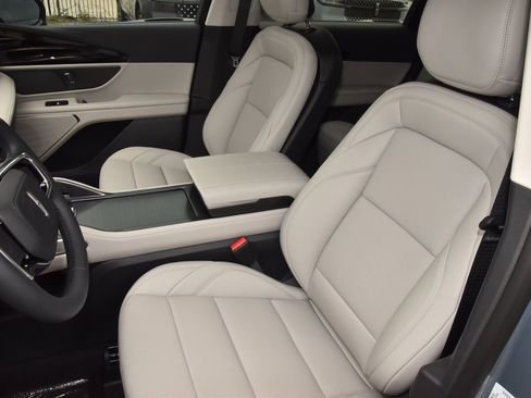 New 2026 Lincoln Nautilus Premier image 58