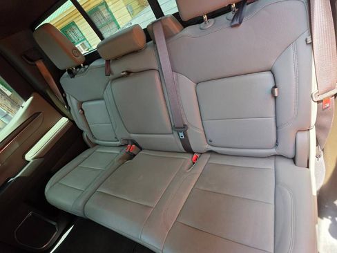 Used 2025 GMC Sierra 1500 SLT w/ SLT Premium Plus Package AWD/4WD image 14