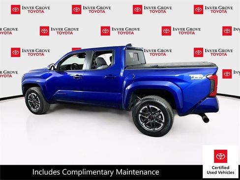 Certified 2025 Toyota Tacoma TRD Sport w/ TRD Sport Upgrade Package AWD/4WD image 7
