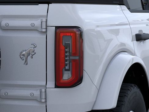 New 2026 Ford Bronco Outer Banks AWD/4WD image 23