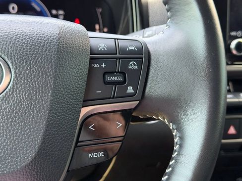 Used 2026 Toyota Camry SE FWD image 18
