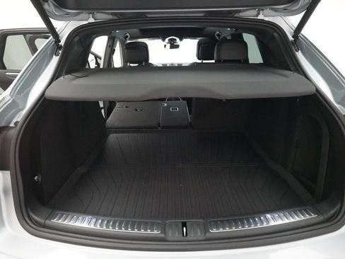 Used 2020 Porsche Macan AWD/4WD image 9