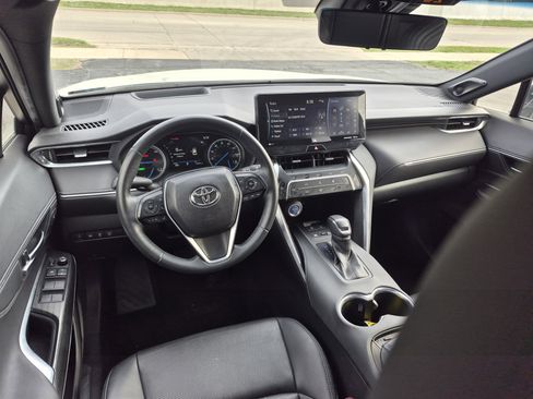 Used 2021 Toyota Venza Limited w/ Advanced Technology Package AWD/4WD image 15