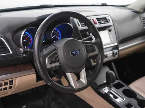 Used 2015 Subaru Outback 3.6R Limited image 21