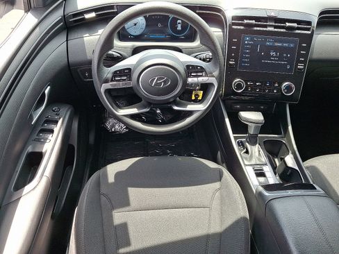 Used 2024 Hyundai Tucson SE AWD/4WD image 12