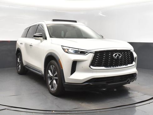 Certified 2023 INFINITI QX60 Luxe w/ Cargo Package image 9