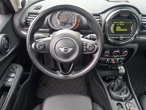 Used 2017 MINI Cooper Clubman S image 12