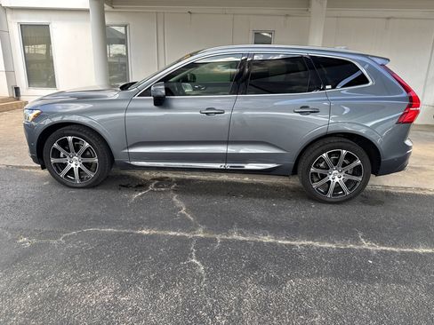 Used 2019 Volvo XC60 T5 Inscription w/ Protection Package FWD image 8