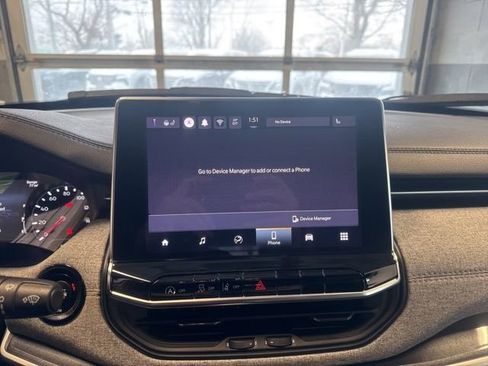 Used 2024 Jeep Compass Latitude image 16