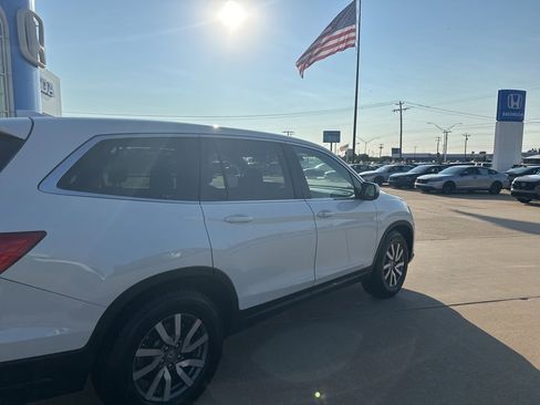 Used 2020 Honda Pilot EX image 16