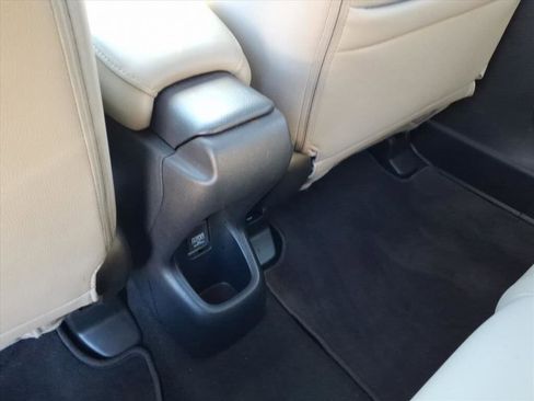 Used 2021 Honda HR-V EX-L image 8