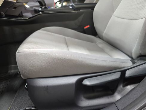 Used 2026 Toyota Prius LE image 29