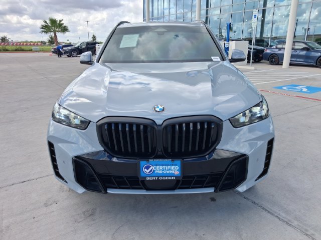 Used 2026 BMW X5 sDrive40i w/ M Sport Package RWD image 4