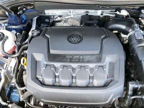 Used 2020 Volkswagen Tiguan SE w/ 3rd Row Seat Package AWD/4WD image 24