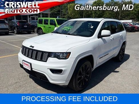 Used 2019 Jeep Grand Cherokee Altitude AWD/4WD image 1