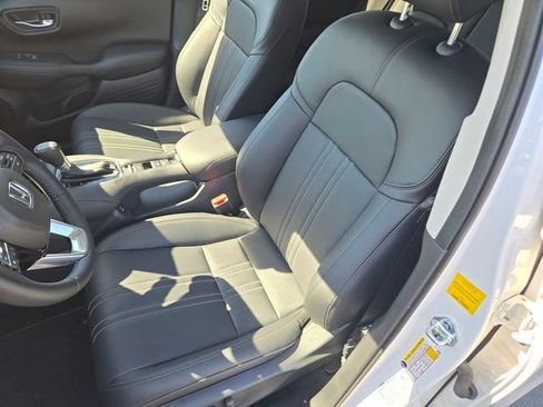 New 2026 Honda HR-V EX-L image 10