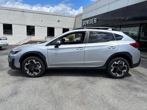 Used 2023 Subaru Crosstrek 2.5i Limited w/ Moonroof Package AWD/4WD image 2