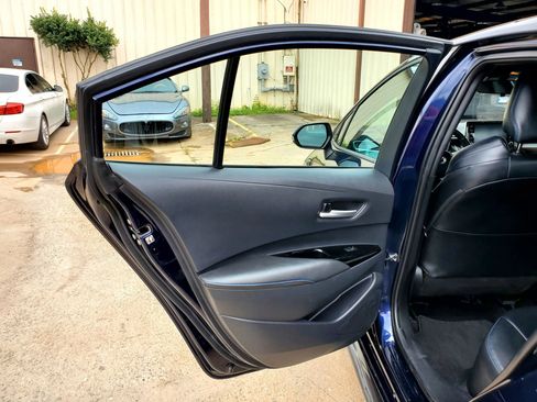 Used 2020 Toyota Corolla XSE FWD image 24