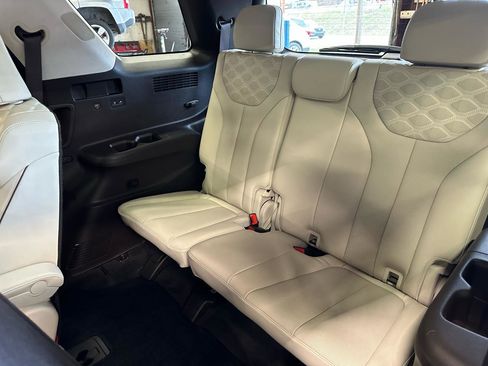 Used 2020 Hyundai Palisade Limited w/ Winter Weather Package image 26