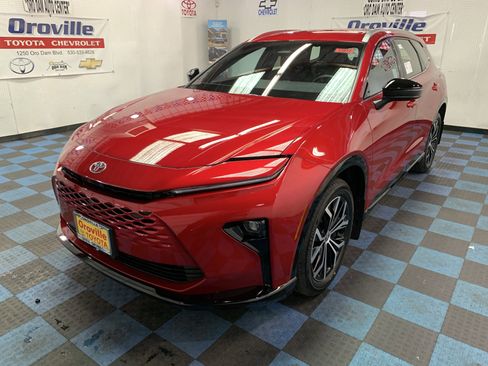 New 2026 Toyota Crown Signia image 1