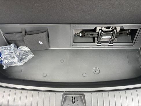 Used 2024 Hyundai Palisade Limited FWD image 39