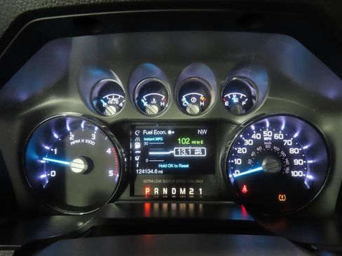 Used 2013 Ford F350 Lariat w/ Chrome Pkg image 19