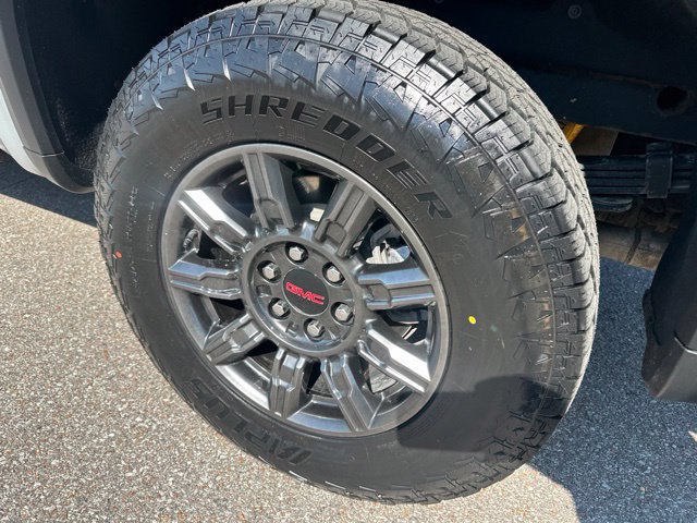 Used 2024 GMC Sierra 1500 AT4X AWD/4WD image 31