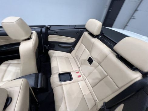 Used 2013 BMW 128i Convertible image 30